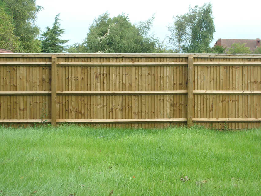 Green Fingers - Closeboard Fencing