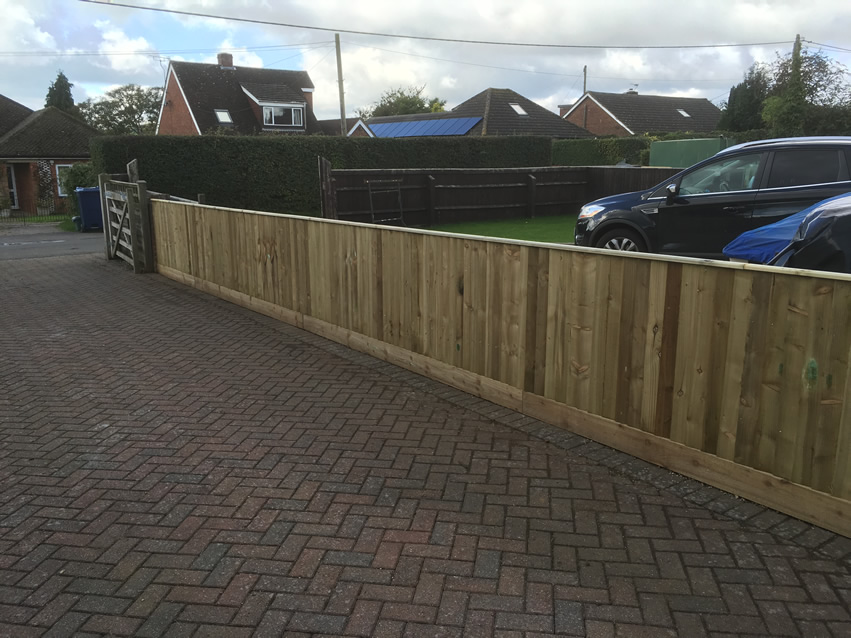 Green Fingers - Closeboard Fencing