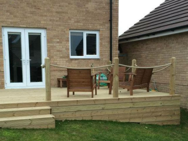 Green Fingers - Decking